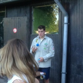 Vrijdag vergadering JPG  81 - Scouts en Gidsen Zaventem 